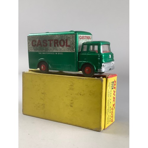 7310 - Dinky Toys 450 Bedford T.K Box van ‘CASTROL’ metallic green body, white plastic shutters and red pla... 