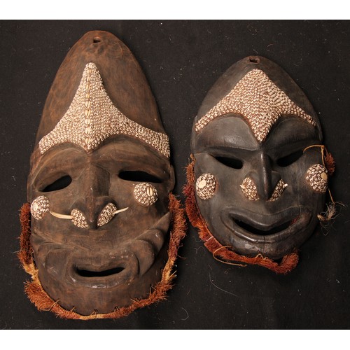 Tribal Art - a Sepik mask, the pronounced forehead, cheeks and nose ...