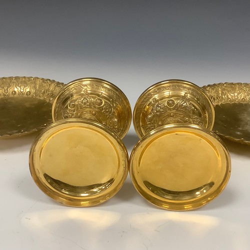 29 - A pair of early 20th century gilt electro-plated fruit comports, 18cm diam, c.1910