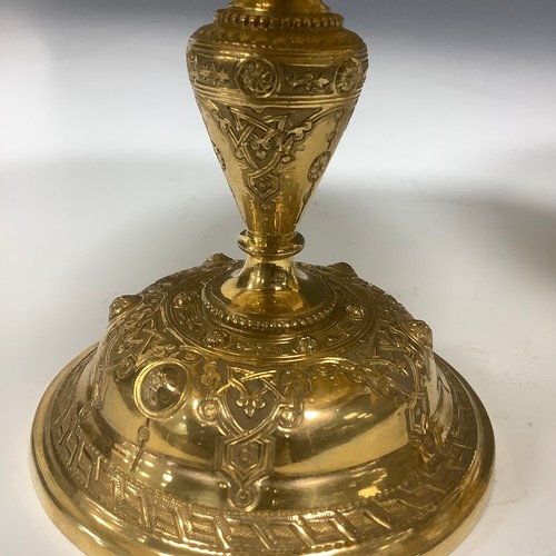 29 - A pair of early 20th century gilt electro-plated fruit comports, 18cm diam, c.1910