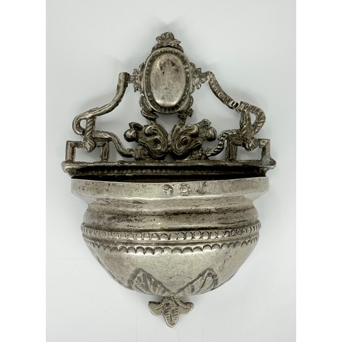 148 - A Continental silver holy water stoup, 7cm wide, pseudo-marks, c.1900, 33g