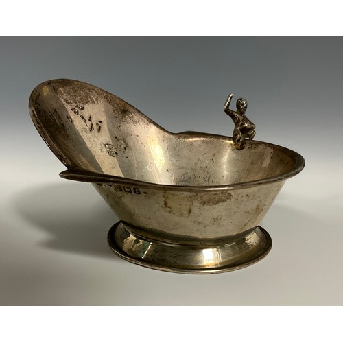 143 - A George V silver toy novelty miniature model, of a hip bath, 8.5cm long, Birmingham 1910