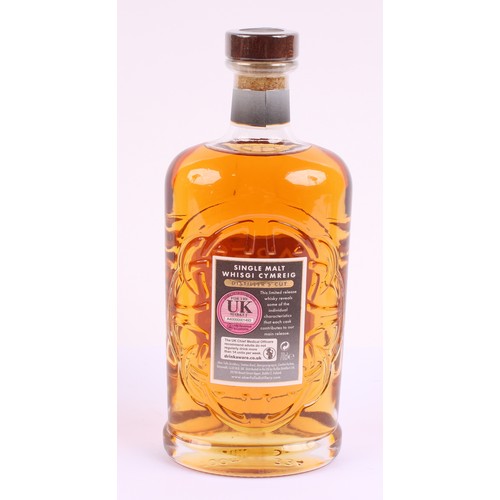 3017 - Whisky - Aber Falls Distiller's Cut single malt whisky, bottled December 2021, 46% vol., 70cl; anoth... 