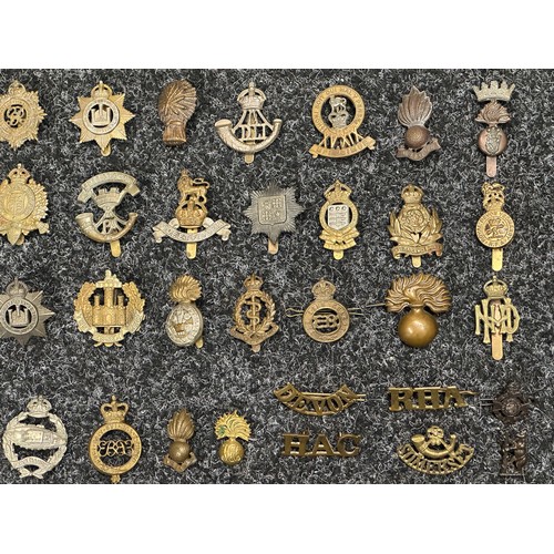 WW2 British Cap Badge collection to include: Black Watch, Border Regt ...