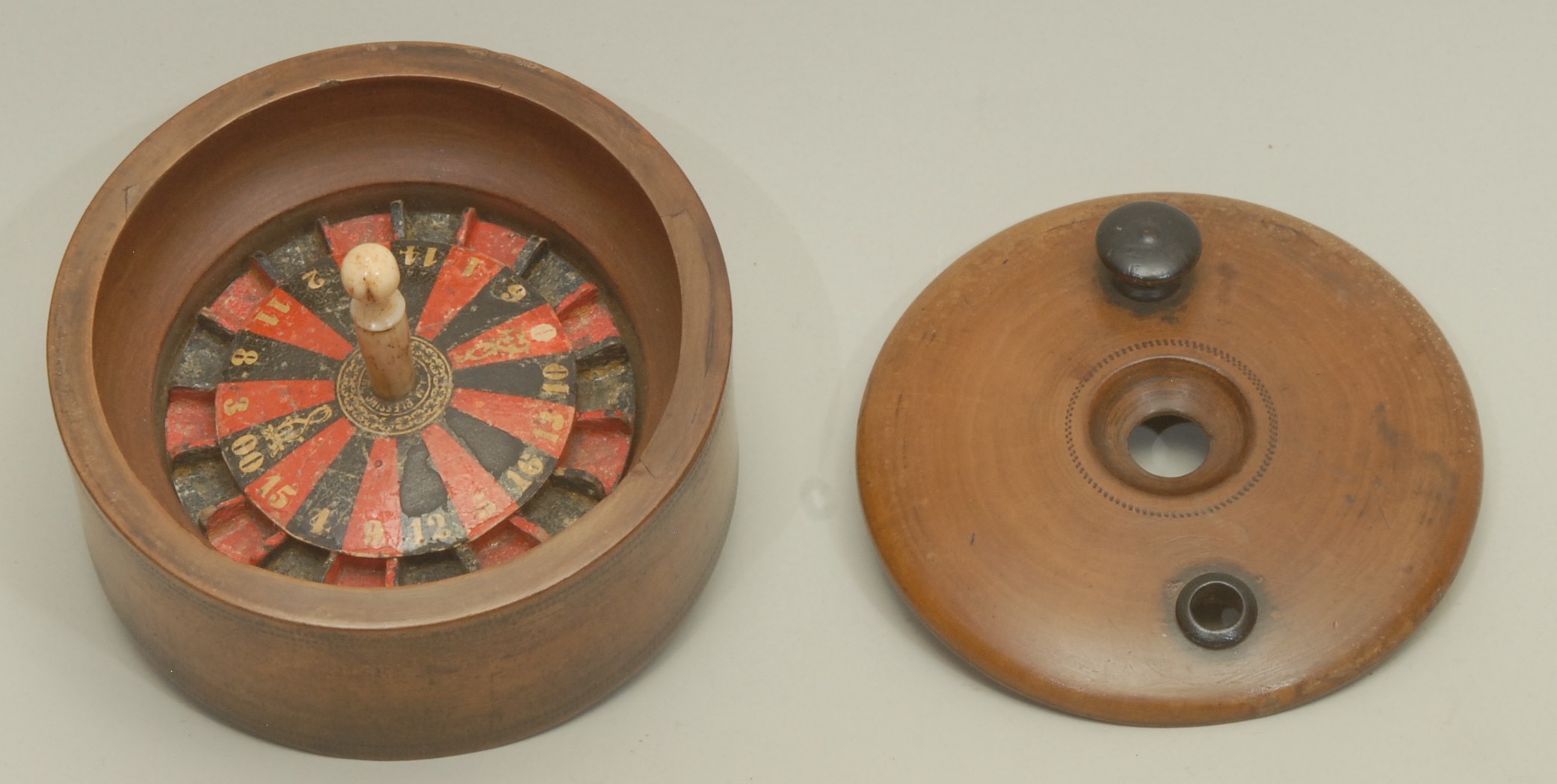 Treen - a 19th century French boxwood travelling roulette wheel, turned ...