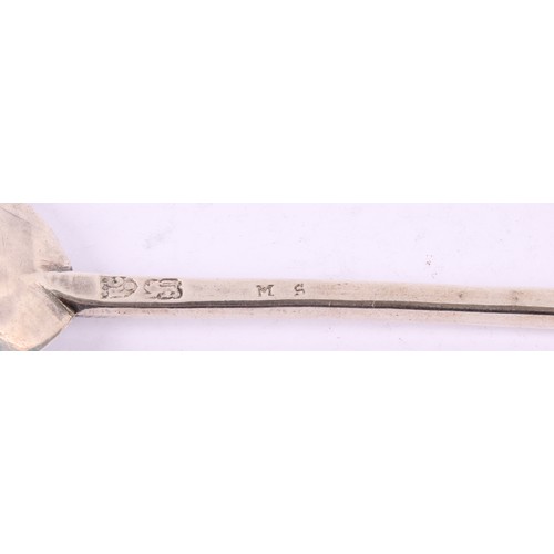 22 - A Charles I/Commonweath silver slip top spoon, 16.5cm long, Richard Crosse, London, c.1650