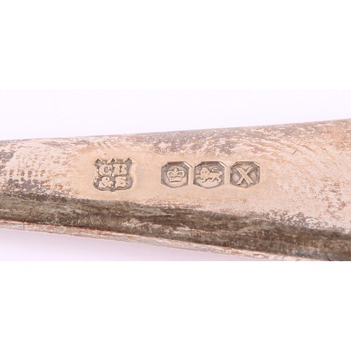 10 - A set of six George VI silver cake forks, 13.5cm long, Cooper Brothers & Sons, Sheffield 1940, 142g