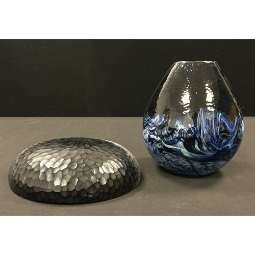 5077 - A Studio art glass ovoid vase, Phoebe, by Siddy Langley, crafted with a crescent moon over rough sea... 