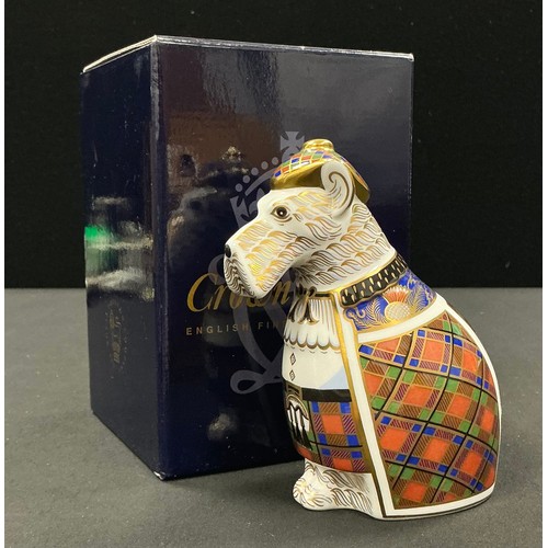 5155 - A Royal Crown Derby paperweight, Scottish Terrier, 14cm wide, specially commissioned by Sinclairs to... 
