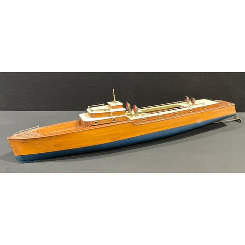 6016 - An early 20th century wooden scratch built live steam boat hull named Emma, plaque to stern ‘A.W. Cl... 