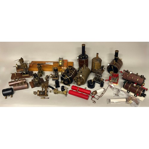 6043 - Live Steam interest - a collection of static engines and boilers including a Clevedon steam cylinder... 