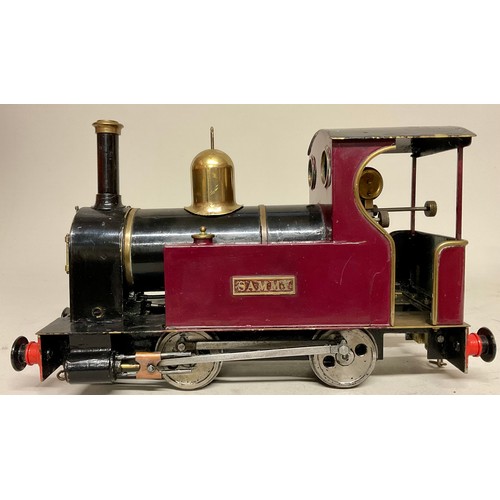 6022 - Live Steam - A scratch built live steam 1 Gauge 0-4-0 locomotive, with burgundy livery, red buffer b... 
