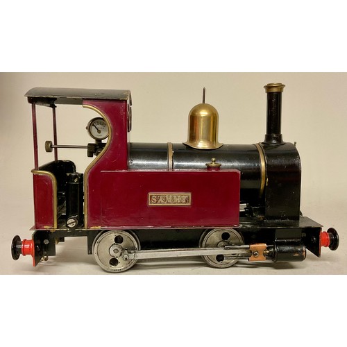 6022 - Live Steam - A scratch built live steam 1 Gauge 0-4-0 locomotive, with burgundy livery, red buffer b... 