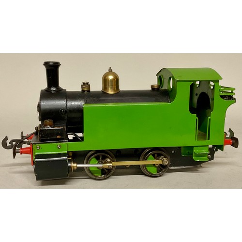 6023 - Live Steam - A scratch built live steam 1 Gauge 0-4-0 locomotive, with green livery, red buffer beam... 