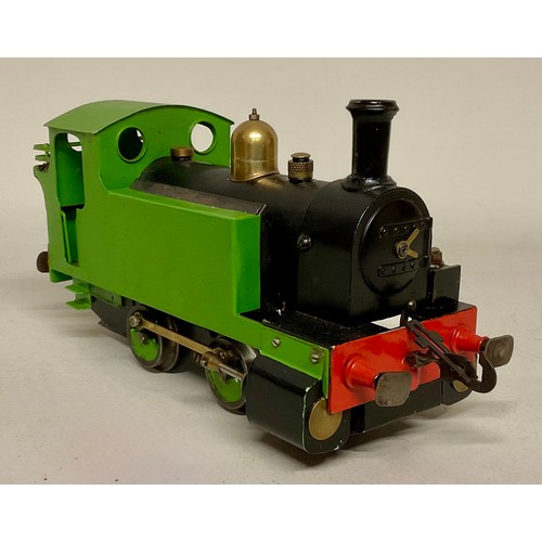 6023 - Live Steam - A scratch built live steam 1 Gauge 0-4-0 locomotive, with green livery, red buffer beam... 