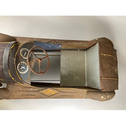 6006 - A pressed steel pedal car, c.1930, 45.5cm high (to top of steering wheel), 106cm long, 49cm wide