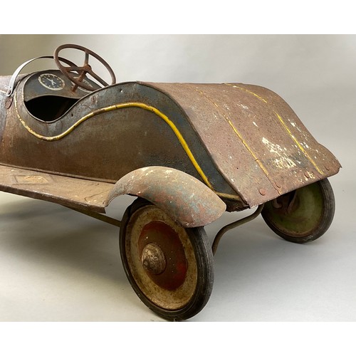 6006 - A pressed steel pedal car, c.1930, 45.5cm high (to top of steering wheel), 106cm long, 49cm wide