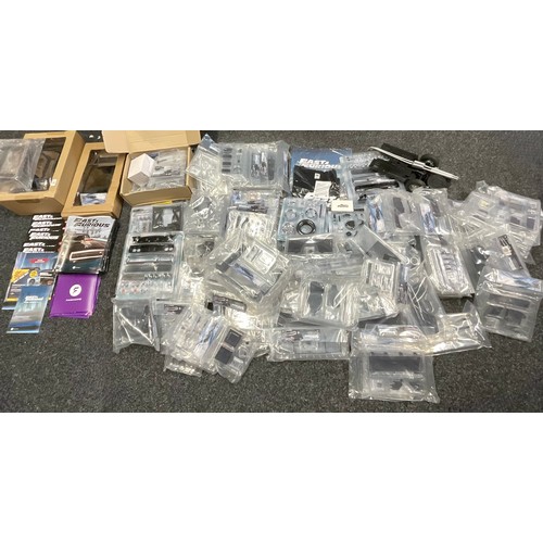 6053 - Fanhome - Fast & Furious, build the legendary Dodge Charger R/T, magazine issues numbered 1-110, app... 