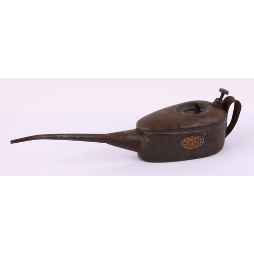 8012 - A graduated pair of vintage Kaye's Patent 'pie-crust' force feed oil cans, the largest 54cm long; ot... 