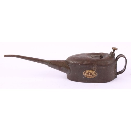 8011 - A graduated pair of vintage Braimes of Leeds force feed oil cans, two pint and one pint; another gra... 