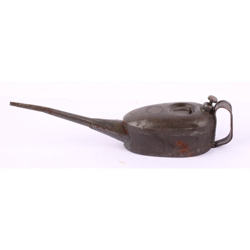 8013 - A graduated set of three vintage Kaye's Patent 'pie-crust' force feed oil cans, the largest 42cm lon... 