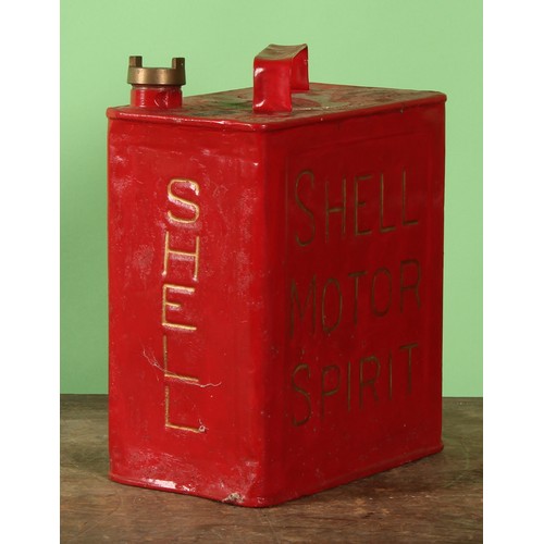 8039 - Petroliana - a two gallon rectangular petrol can, PRATTS, brass cap, 31cm high, later repainted; oth... 