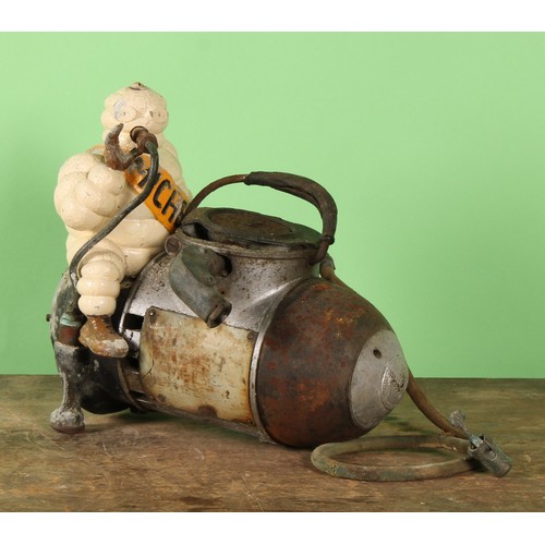 Lot 8023      