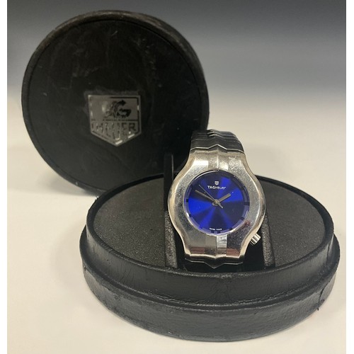 1014 - Tag Heuer -a ladies stainless steel wristwatch, vibrant blue dial, outer hour indices, centre second... 