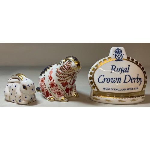 3012 - A Royal Crown Derby paperweight, Crown Namestand, in blue, gold stopper, 9cm, printed mark in red, b... 