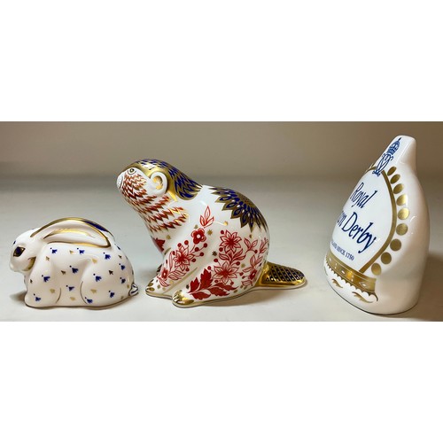 3012 - A Royal Crown Derby paperweight, Crown Namestand, in blue, gold stopper, 9cm, printed mark in red, b... 