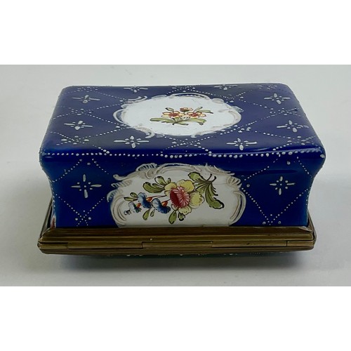3038 - A George III South Staffordshire enamel and brass mounted rectangular snuff box, the domed hinged co... 