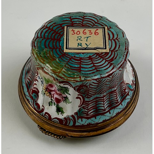3025 - A George III Bilston enamel and gilt metal mounted basket-shaped snuff or trinket box, the hinged co... 