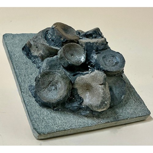 5038 - A composed Ichthyosaurus (Ichthyosaurus communis) dinosaur vertebrae fossil cluster of sculptural fo... 