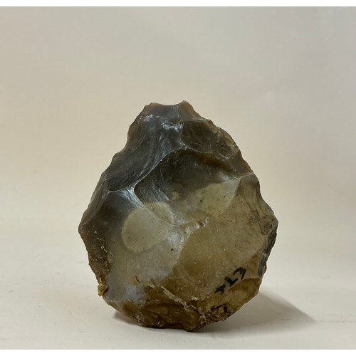5035 - A collection of Neolithic pressure flaked and knapped flint hand tools and weapons including a leaf ... 
