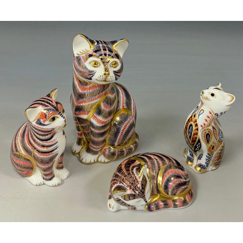 9 - Royal Crown Derby paperweights, sitting cat, sleeping kitten, etc, all gold stoppers. (4)