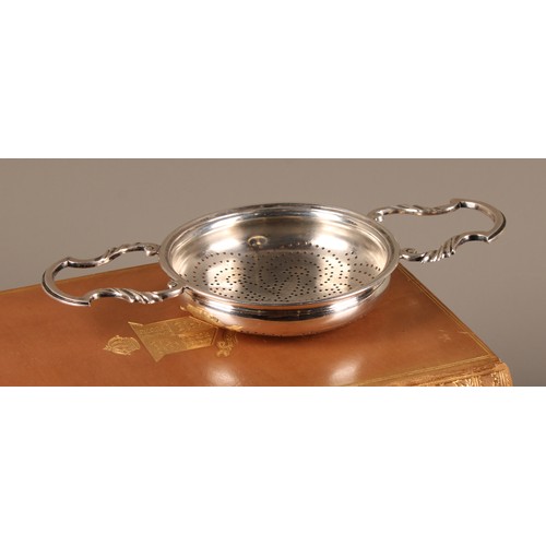 Lot 48        