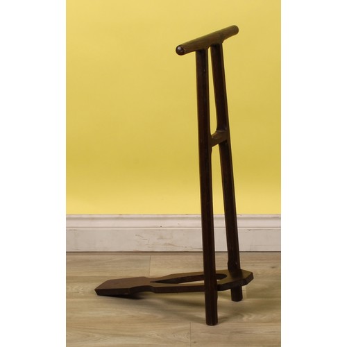 48 - An Edwardian oak shoe and boot standing jack, 77cm high

For an 18th century example, see Edward Pin... 