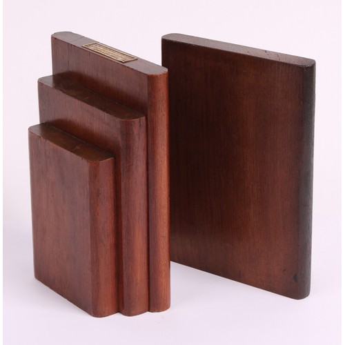 43 - A pair of early 20th century bookends from the Teak of HMS Iron Duke, Admiral Jellicoe's Flag Ship, ... 