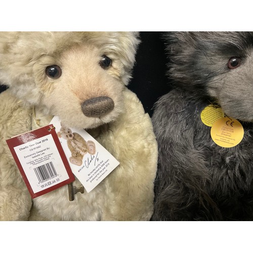 3006 - Charlie Bears - Charlie Year Bear 2016, CB161682, limited edition 08/4000, exclusively designed by I... 