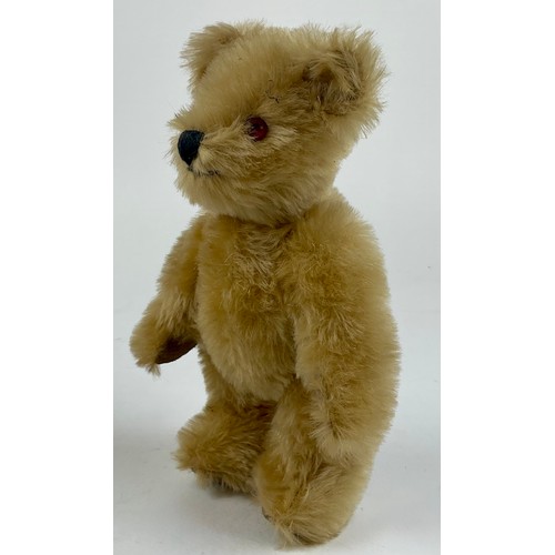 3025 - An Edward Bear & Associates, Little Edward In Transit, teddy bear, housed in the original packaging ... 