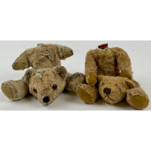 3041 - Teddy Bears - A pair of unmarked miniature mohair teddy bear scent/perfume bottles, possibly Schuco,... 