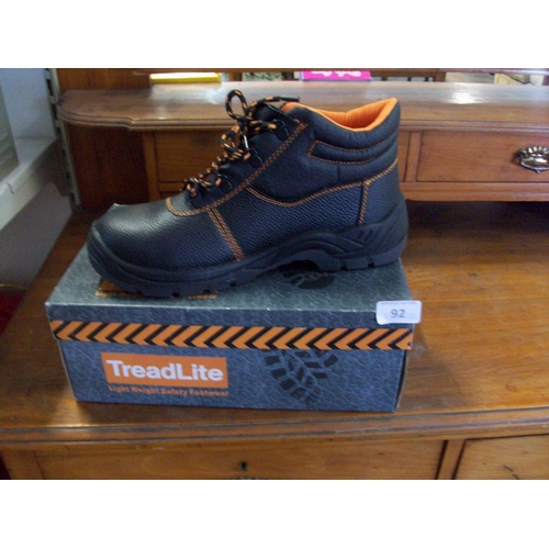 92 - Brand New Steel Toe Safety Boots (s.10)