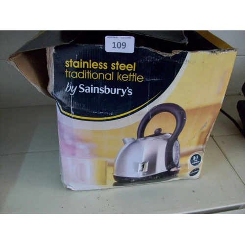 109 - Stainless Steel Traditional Kettle