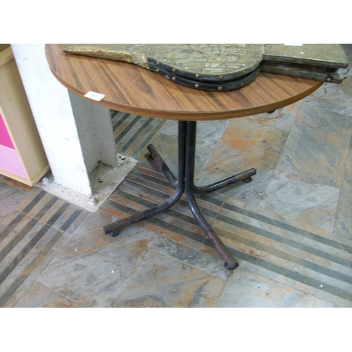 87 - Round Bar Table