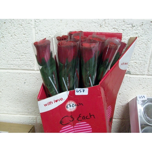 657 - Glitter Roses x 11
