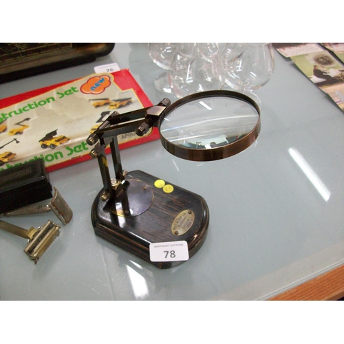 78 - Desktop Magnifying Glass