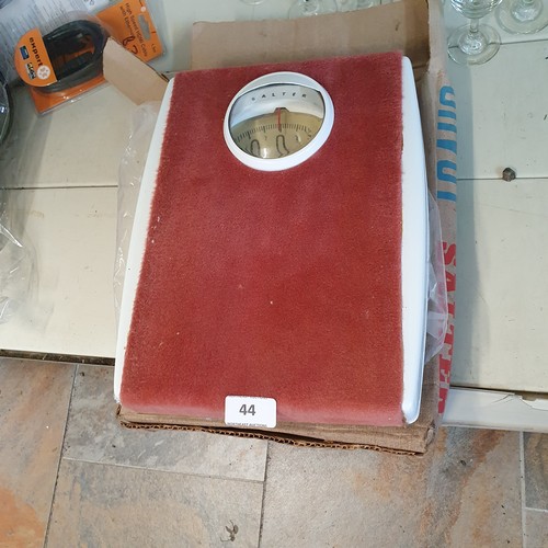 44 - Set Of New Bathroom Scales