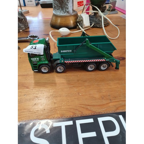 53 - Skip Lorry Model