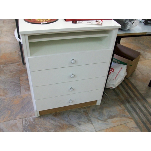 103 - 4 Drawer Chest of Drawers