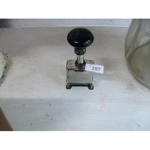 287 - Vintage Stamper